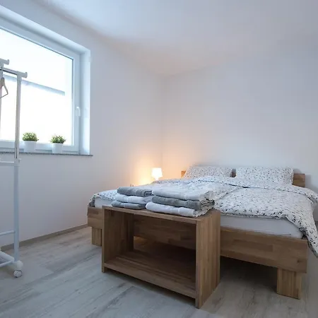 Teja クランスカゴーラ