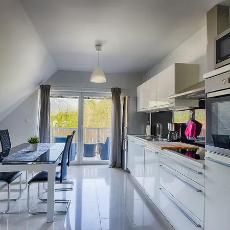 Teja クランスカゴーラ