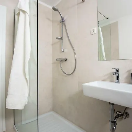 Teja * Kranjska Gora